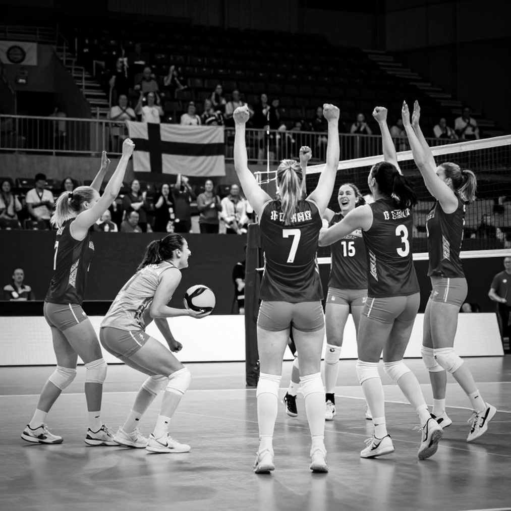 Đội tuyển nữ Việt Nam gặp Trung Quốc ở tứ kết Asian Games: 0 thắng trong 12 lần chạm trán và những dữ kiện còn phải kiểm chứng Đội tuyển nữ Việt Nam gặp Trung Quốc ở tứ kết Asian Games: 0 thắng trong 12 lần chạm trán và những dữ kiện còn phải kiểm chứng
