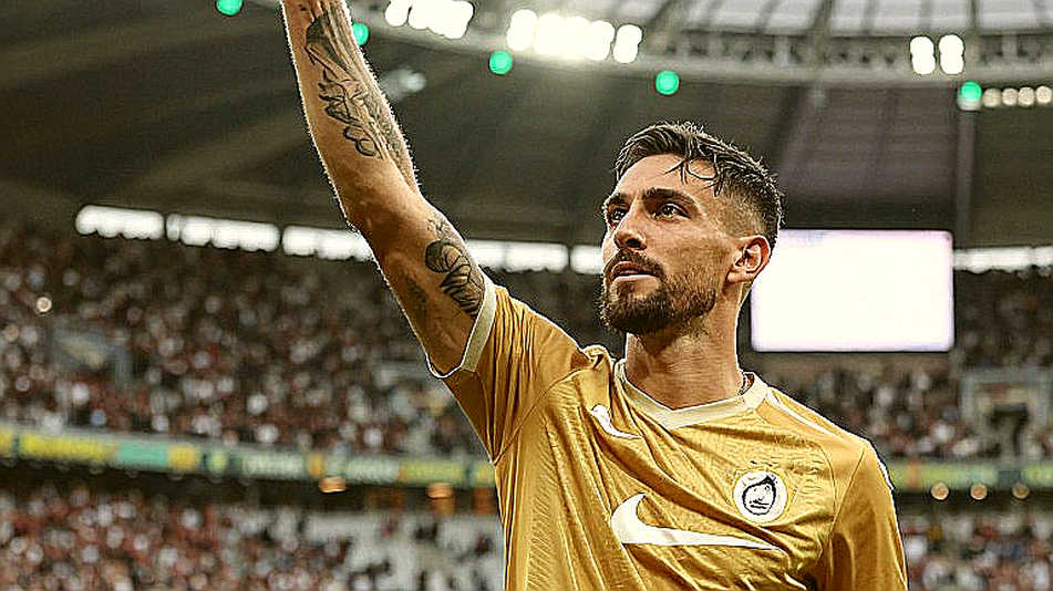 Cruz Azul tiễn biệt Ricky: Lời hứa của Toro Fernández và hành trình tìm ngôi sao thứ 11