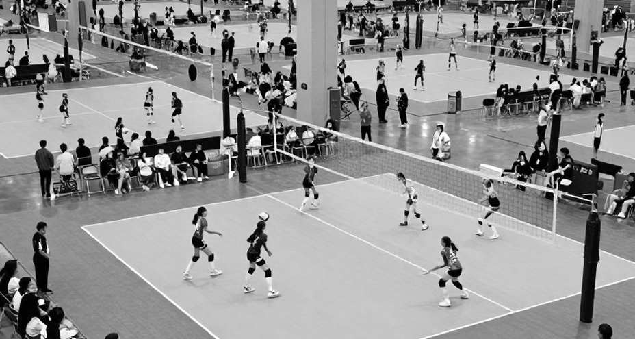 Kentucky vs. Louisville: When Two Top-5 In-State Rivals Met for the First Time, and a .079 Hitting Percentage Told the Whole Story
