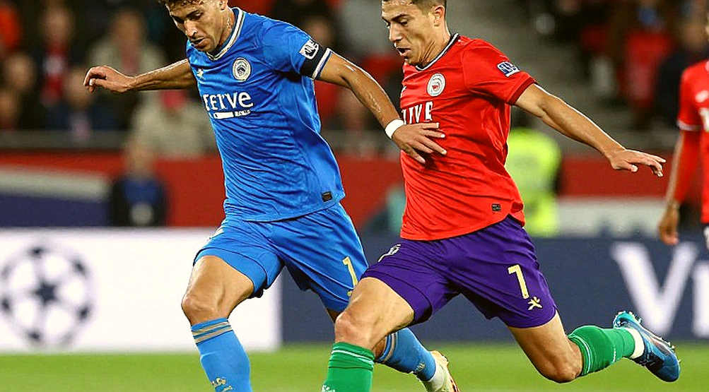 Brighton và cú đúp ngoài vòng cấm: Hàng thủ Arsenal bị đọc vị trong 45 phút Brighton và cú đúp ngoài vòng cấm: Hàng thủ Arsenal bị đọc vị trong 45 phút