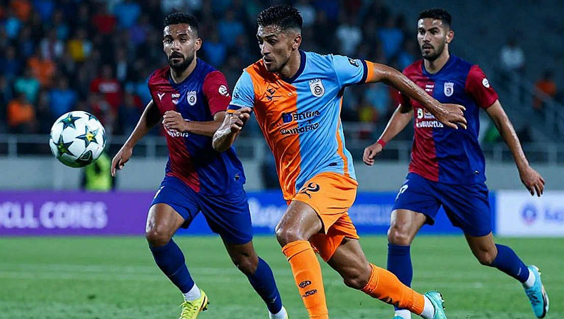 Garnacho and the Road to La Liga: Three Clubs, 31 Minutes and an Unpriced Valuation Problem Garnacho and the Road to La Liga: Three Clubs, 31 Minutes and an Unpriced Valuation Problem