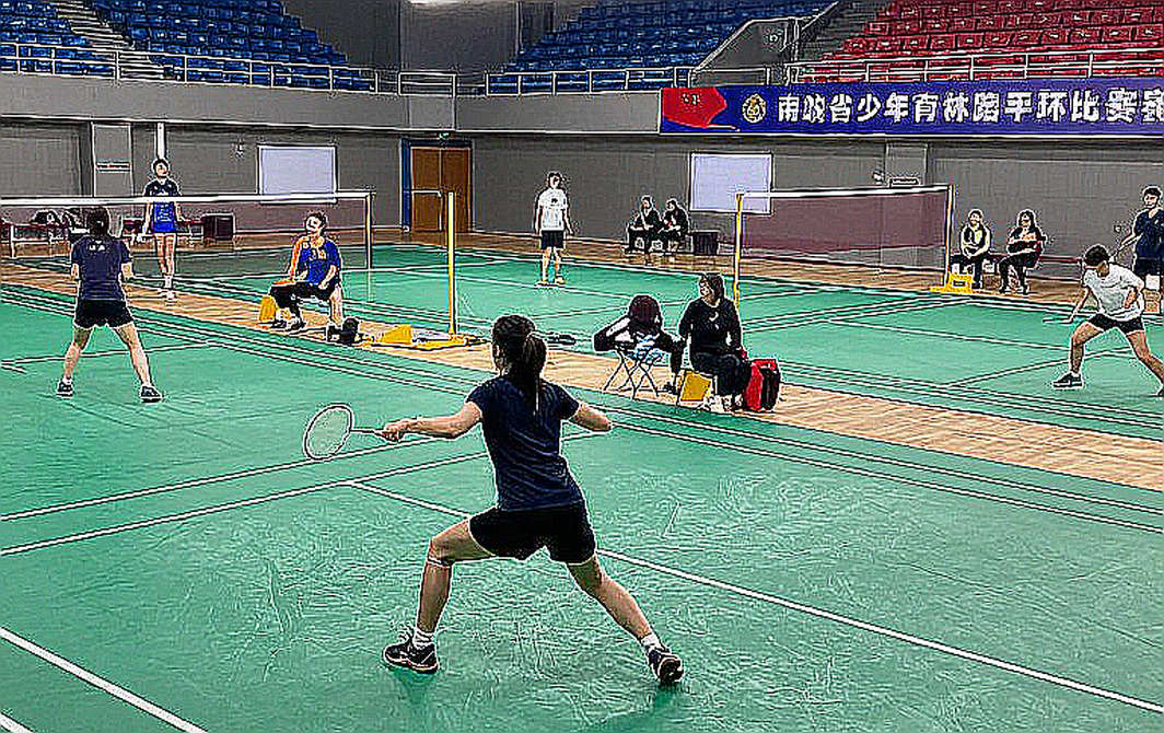 Hai trận đôi thẳng, một tay vợt trẻ tỏa sáng: Indonesia vào chung kết đồng đội nam cầu lông Asian Games 2026