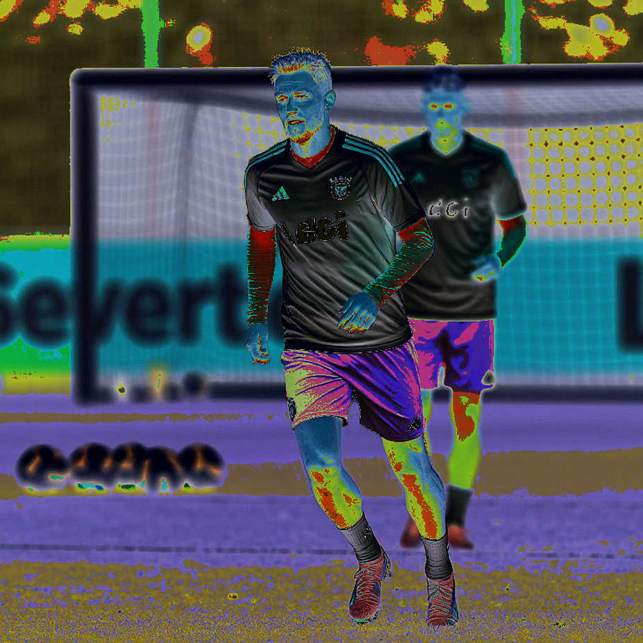 Persib Bandung Moves Three Matches to Si Jalak Harupat: Eight Days and the Erosion of Home Advantage Persib Bandung Moves Three Matches to Si Jalak Harupat: Eight Days and the Erosion of Home Advantage