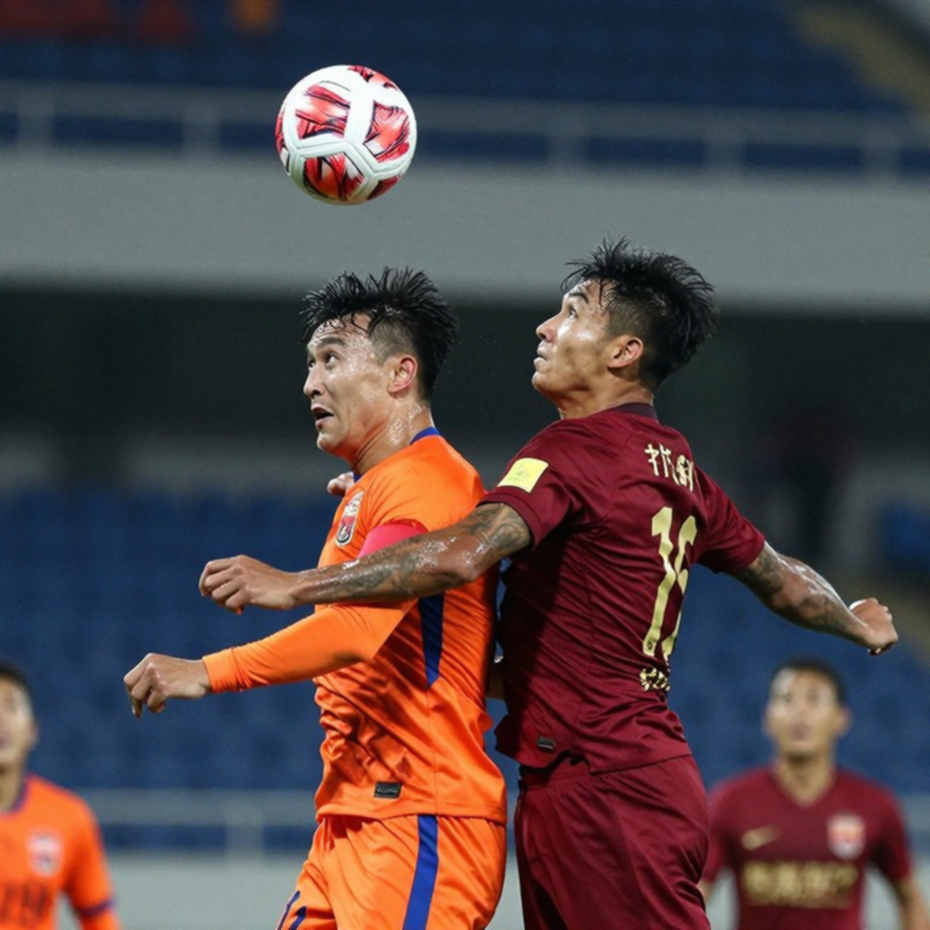 Kỳ chuyển nhượng V.League: tiếng ồn át tín hiệu, và khoảng trống không ai đo Kỳ chuyển nhượng V.League: tiếng ồn át tín hiệu, và khoảng trống không ai đo
