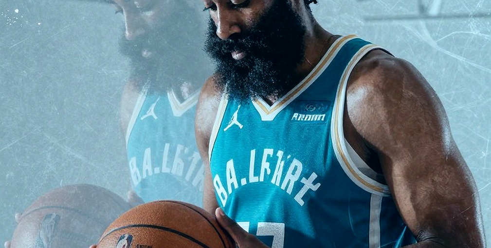 Tristan Vukcevic, cái hông của gã khổng lồ 2m11 và đường lui Washington đã tính sẵn