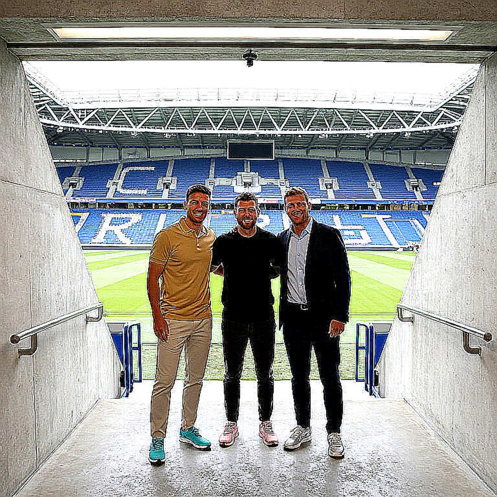 Mental Health in Professional Football: The Gap Sits in the Medical Room Mental Health in Professional Football: The Gap Sits in the Medical Room