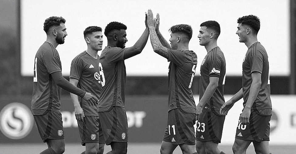 "I'm at Lyon now, but I want to return to Milan": Reading a full-back's confession through the transfer ledger "I'm at Lyon now, but I want to return to Milan": Reading a full-back's confession through the transfer ledger