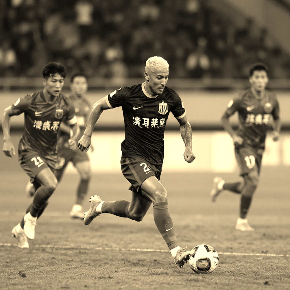 From the V.League Stands: Vietnamese Football's Tactical Data Gap From the V.League Stands: Vietnamese Football's Tactical Data Gap