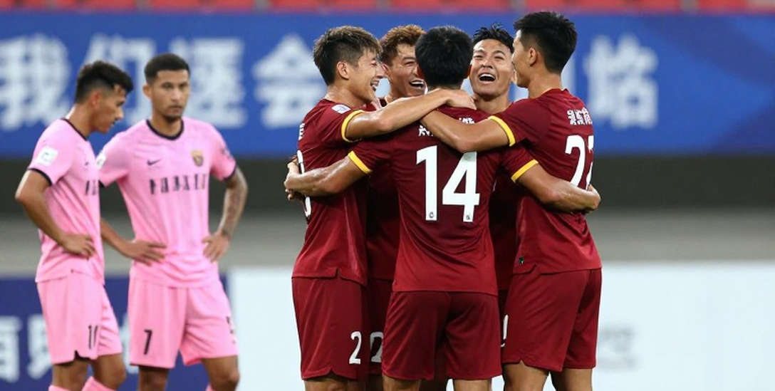 VAR ở V-League: sai số nằm ở mép khung hình, không phải ở trung tâm sân VAR ở V-League: sai số nằm ở mép khung hình, không phải ở trung tâm sân