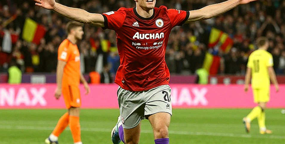 Álvaro Arbeloa bị FA cáo buộc: Từ bàn gỡ phút 89 đến cáo buộc thiên vị Manchester United
